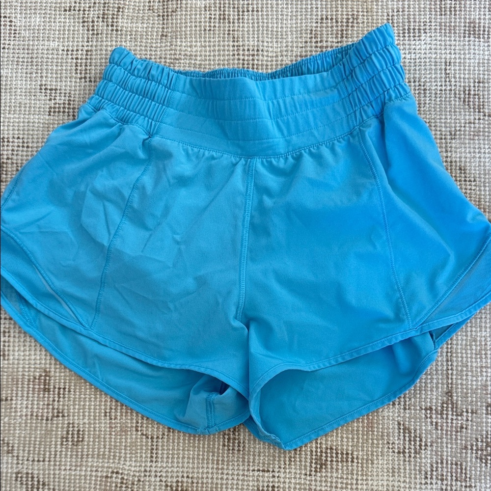 Lululemon 
Hotty Hot High-Rise Lined Short 2.5"
Blue
Size 2